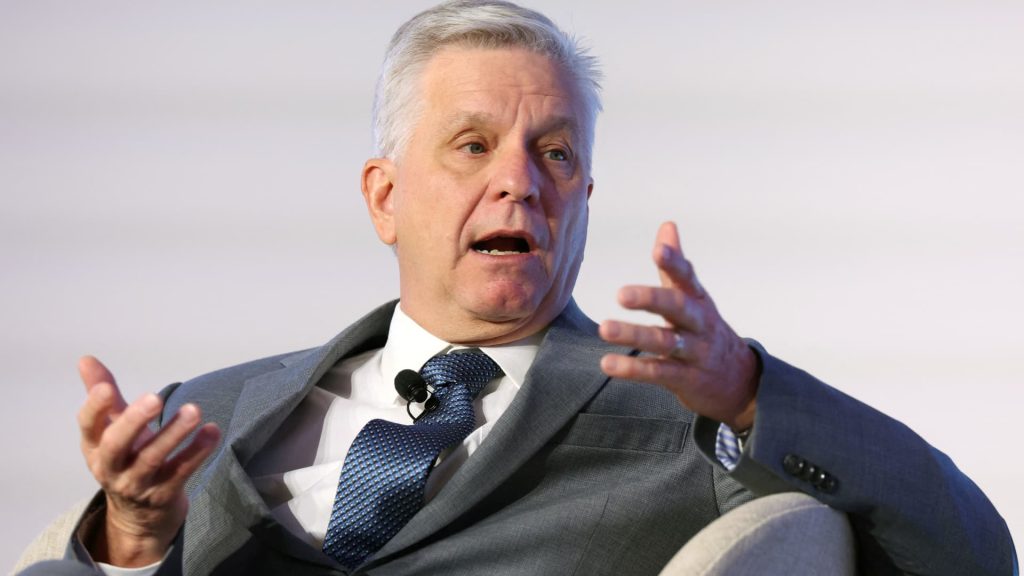 Fed Governor Indicates Possible Interest Rate Cuts as Soon as July