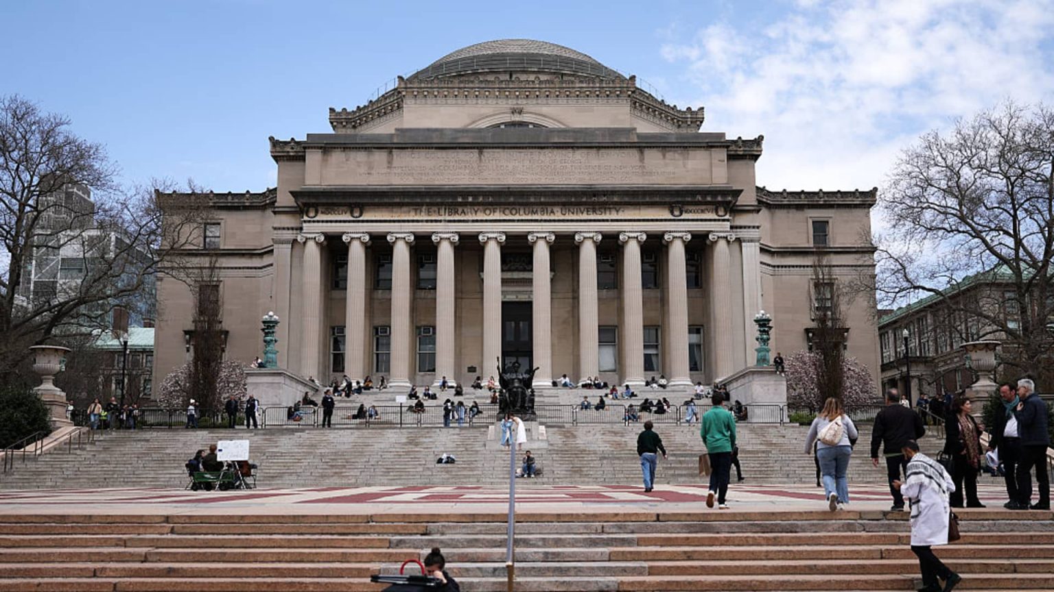 Education Department Finds Columbia University Lacks Accreditation Standards