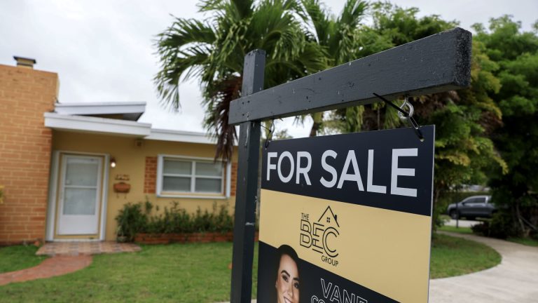 Mortgage Demand Declines for Third Consecutive Week