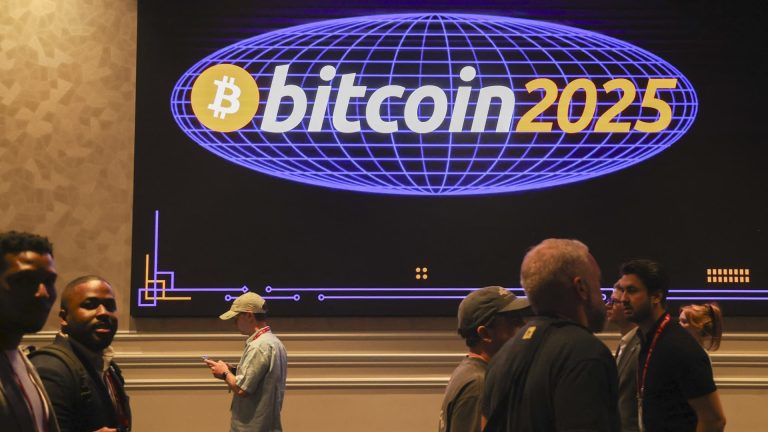 Evolving Long-Term Support Influences Bitcoin Price Trends