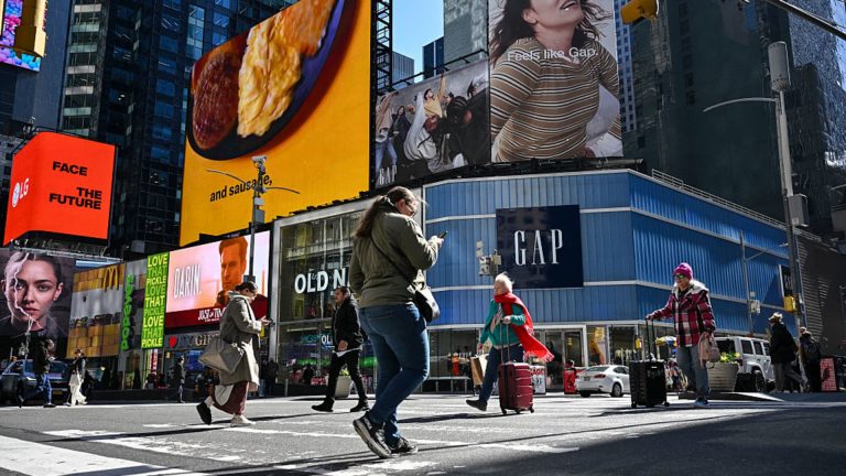 OECD Cuts U.S. Growth Forecast Amid Tariff Impact