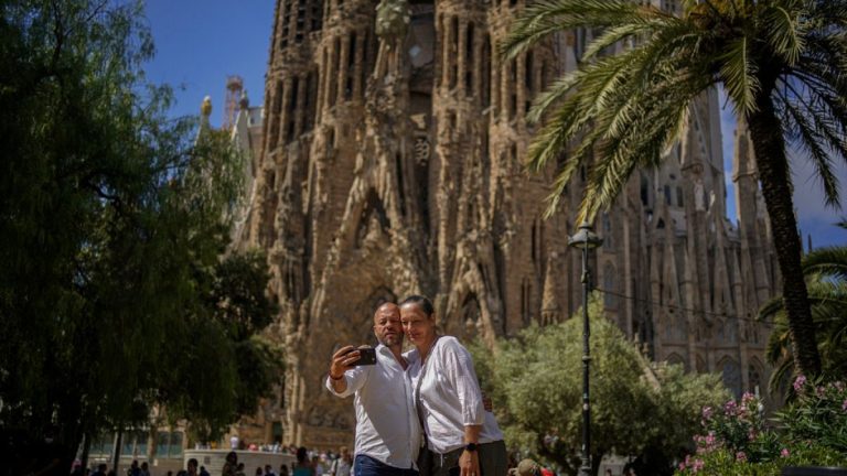 European Holiday 2025: Key Tourist Taxes, Bans, and Restrictions Explained