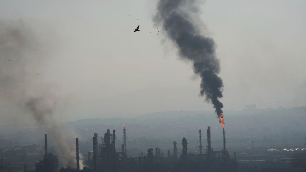 Israel-Iran Conflict Drives Surge in Energy Stocks for First Time Since 2022