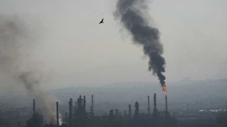 Israel-Iran Conflict Drives Surge in Energy Stocks for First Time Since 2022