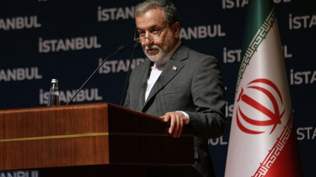 Iran's Foreign Minister Denounces Boundary-Crossing Actions