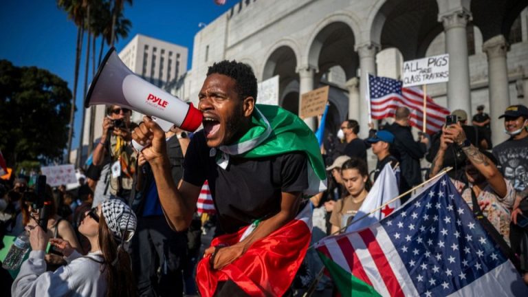 Los Angeles Maintains Curfew as Protests Erupt Over Immigration Raids