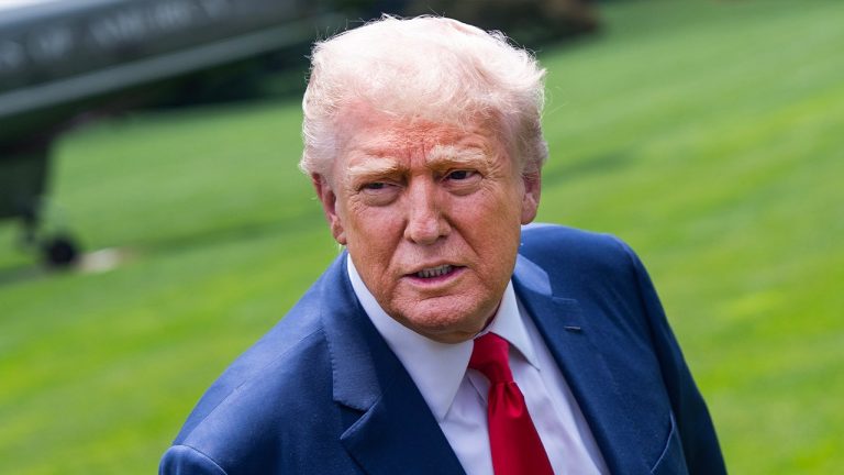 Trump to Decide on Iran Policy Within Two Weeks Amid Negotiation Possibilities