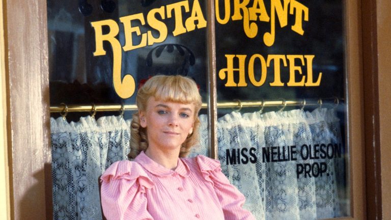 'Little House' Actress Claims Adult-Teen Romance Episode Would Not Be Aired Today