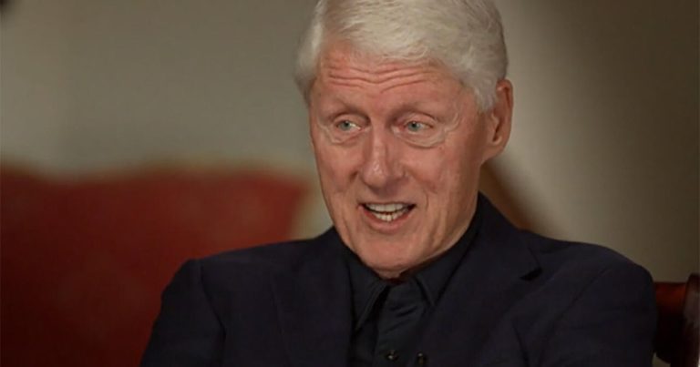 Clinton Warns Against Discarding National Legacy Amid Trump’s Policies