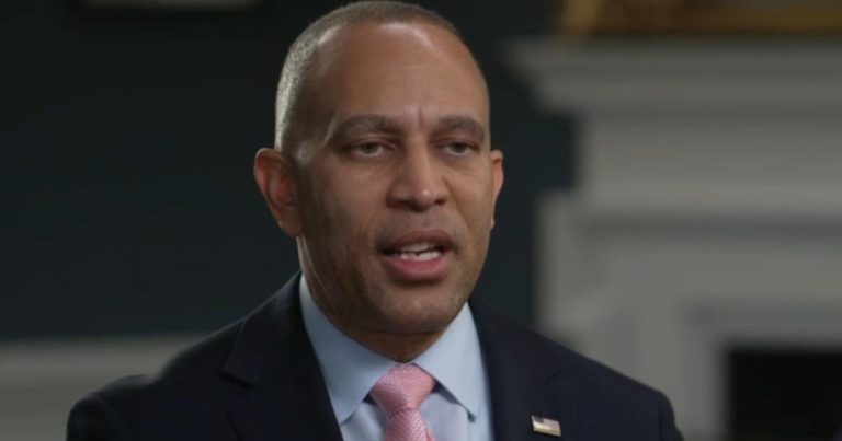 Jeffries Criticizes Musk's Opposition to Trump-Backed Budget Bill
