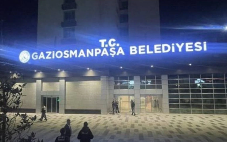 Gaziosmanpaşa Municipality in İstanbul Transitions from CHP to AKP Party Leadership