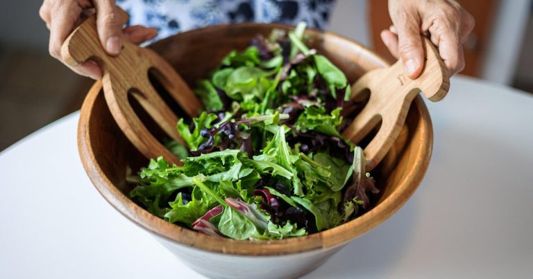 Diet May Safeguard Against Alzheimer's When Started Later in Life, Study Finds