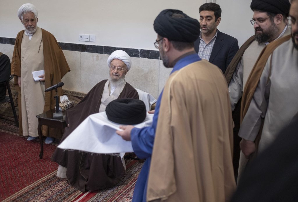 Shiite Leader's Fatwa Declares Trump and Netanyahu 'Warlords' Amid Rising Tensions