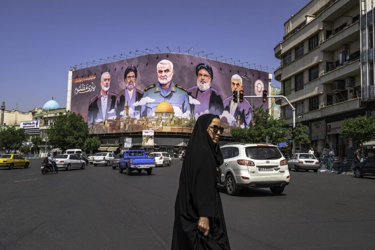 Mossad Agents Plant Weapons in Iran Ahead of Major Israeli Attack