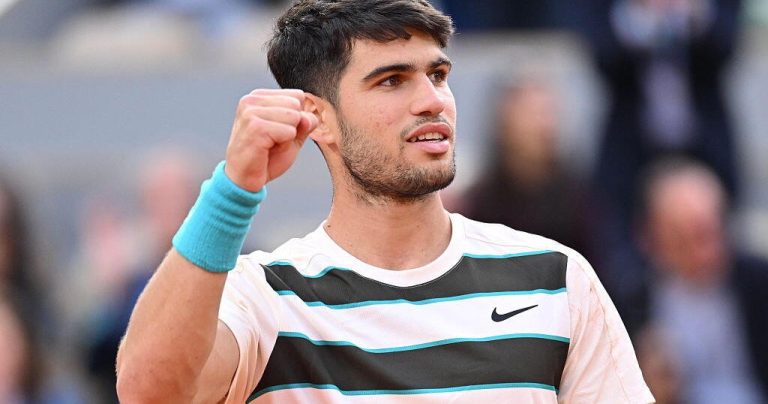 Carlos Alcaraz Defends French Open Title with Victory Over Top Seed Jannik Sinner