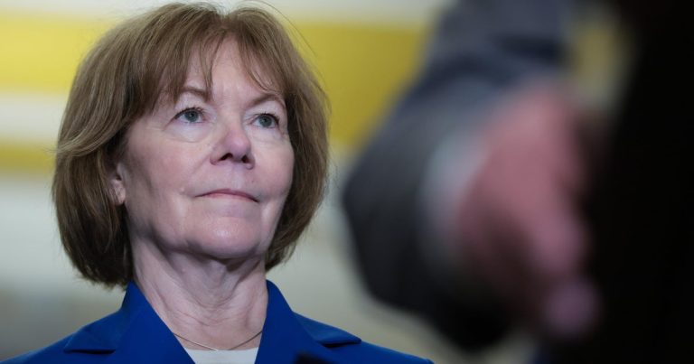 Sen. Smith Clashes with Sen. Lee Over "Cruel" Remarks on Minnesota Shootings