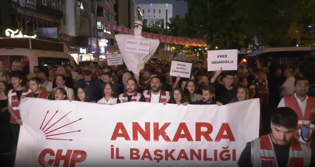 CHP Protests Outside Ministry of Justice