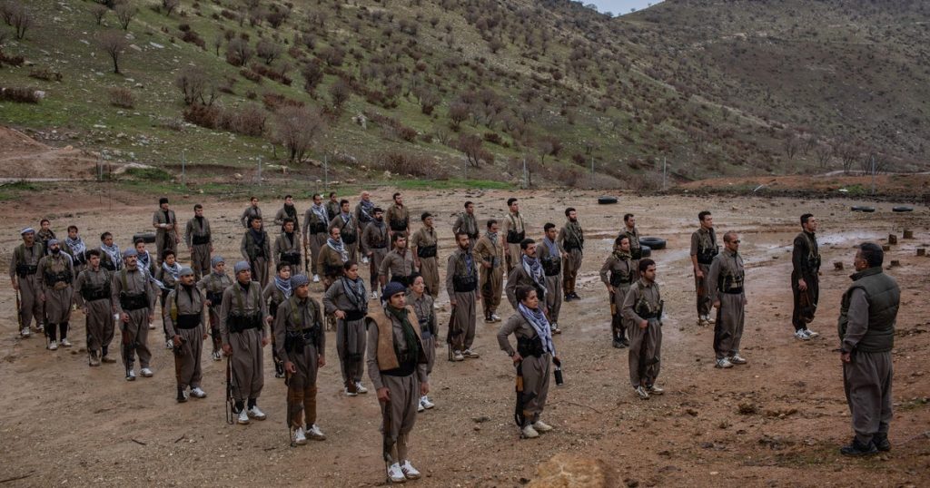 Exiled Iranians Claim Regime's Power Weakening Amid Calls for New Future