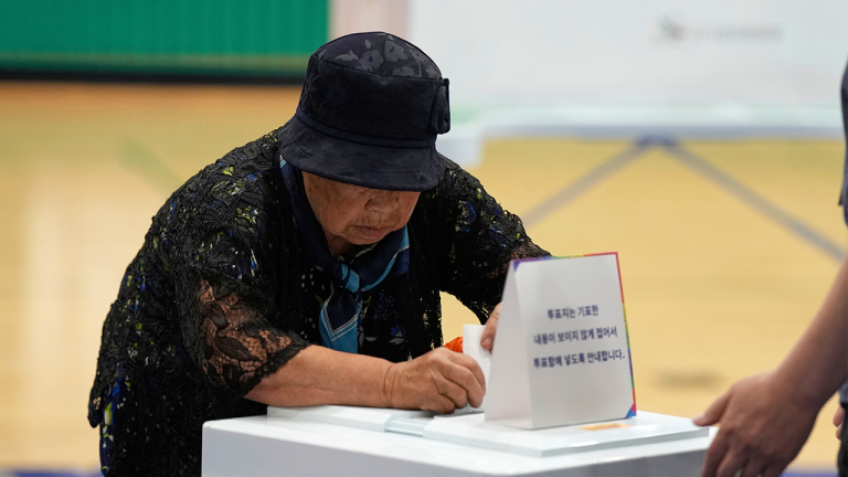 South Koreans Vote for New President Following Ouster of Yoon Over Martial Law Declaration