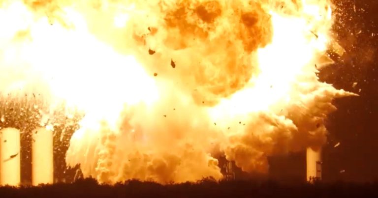 Video Captures SpaceX Starship Explosion at Texas Launch Site