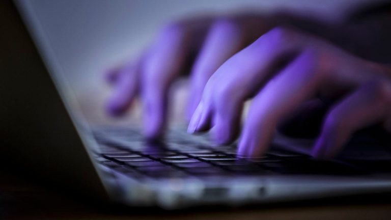 AI Video Tools Sora and Veo Compared: Text-to-Video Capabilities Evaluated