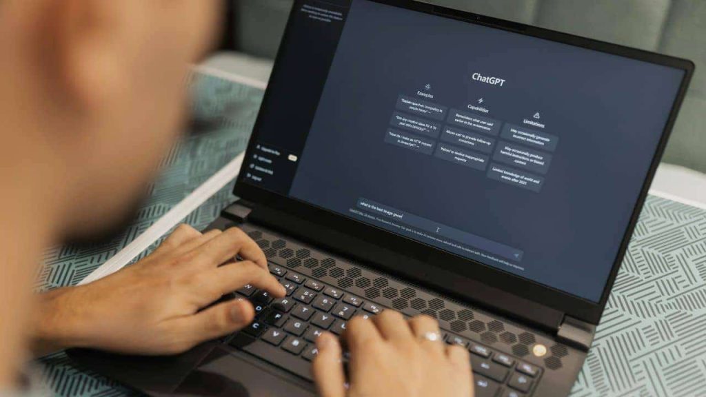 AI Chatbots Aiding Hackers in Targeting Bank Accounts