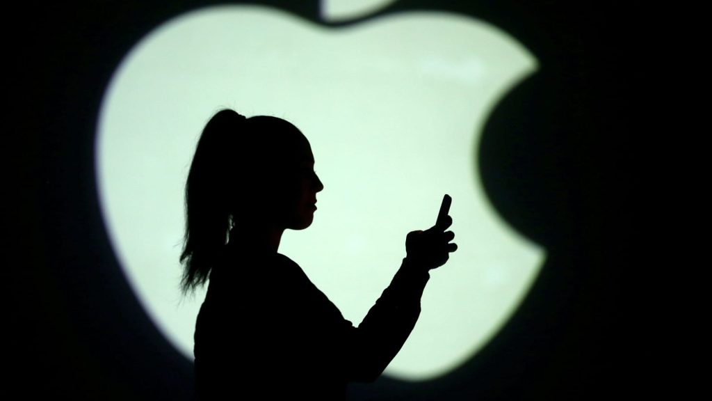 Traders Warn of Potential Issues for Apple Despite Upgrade