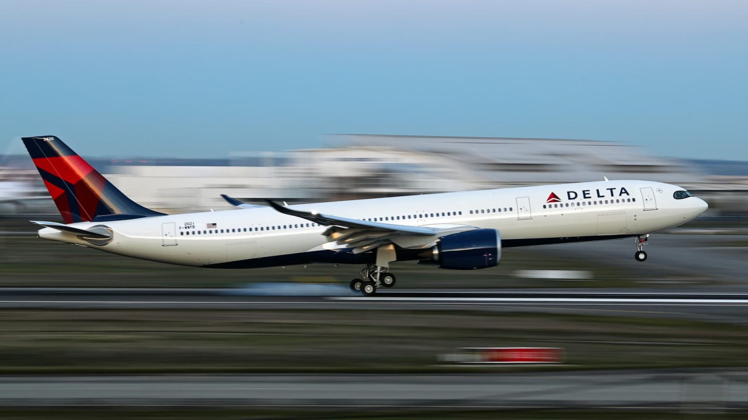 Delta Announces Cabin Segmentation for Premium Services Delta Announces Cabin Segmentation for Premium Services