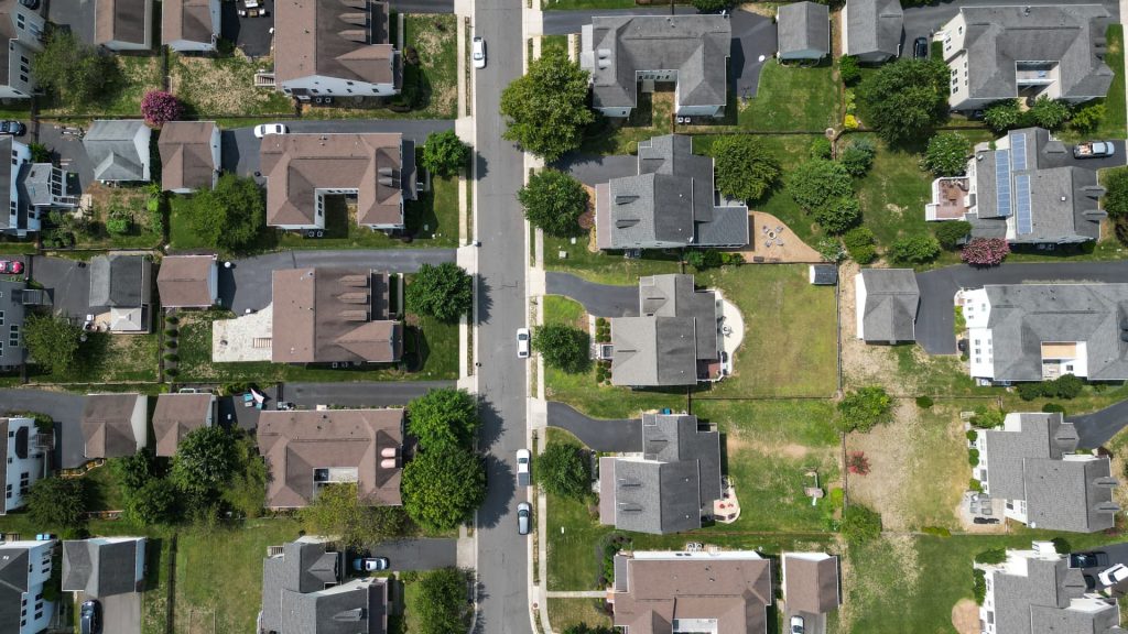Mortgage Refinance Demand Increases Amid Further Interest Rate Declines