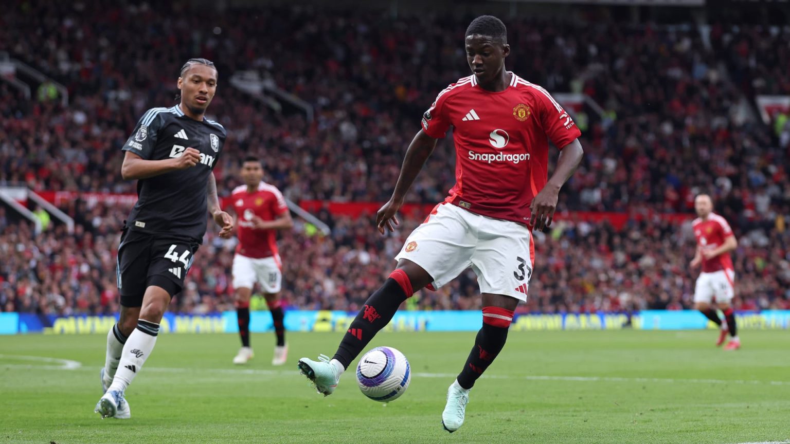 English Premier League Enhances Fan App with AI Technology English Premier League Enhances Fan App with AI Technology