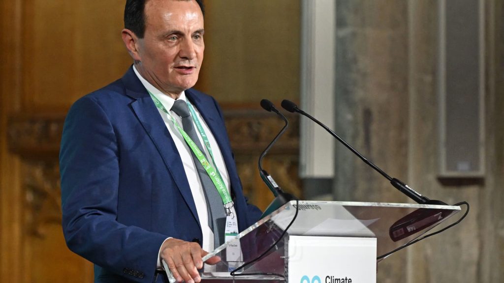 AstraZeneca's Potential Listing Shift Seen as Major Setback for London Market