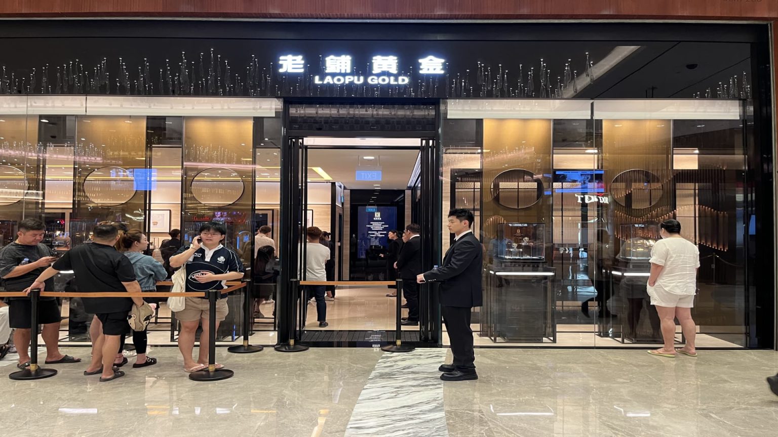 Laopu’s Risky Investment Yields Big Rewards Laopu's Risky Investment Yields Big Rewards