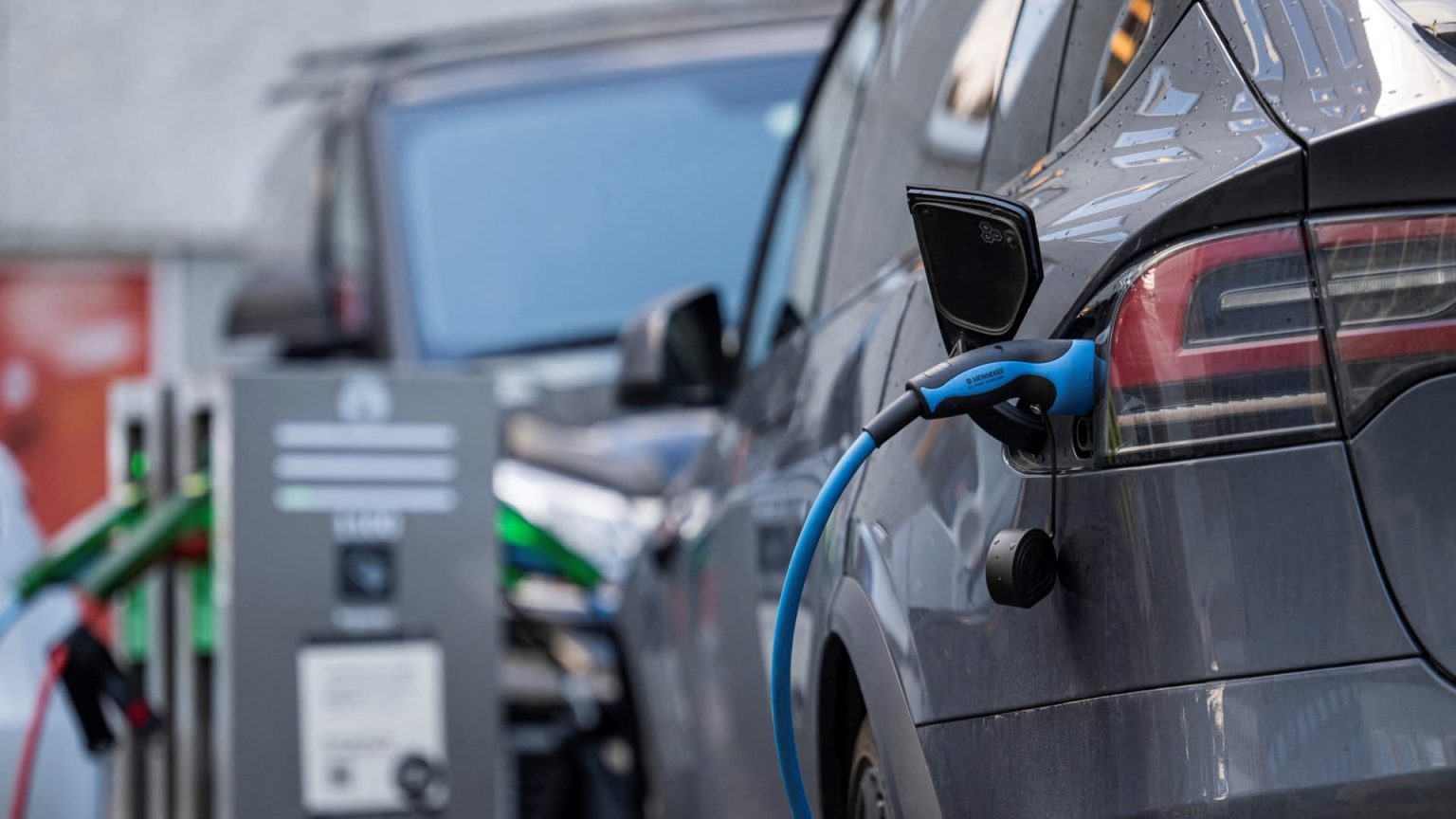 Norway Embraces Elon Musk Amidst European Backlash Norway Embraces Elon Musk Amidst European Backlash