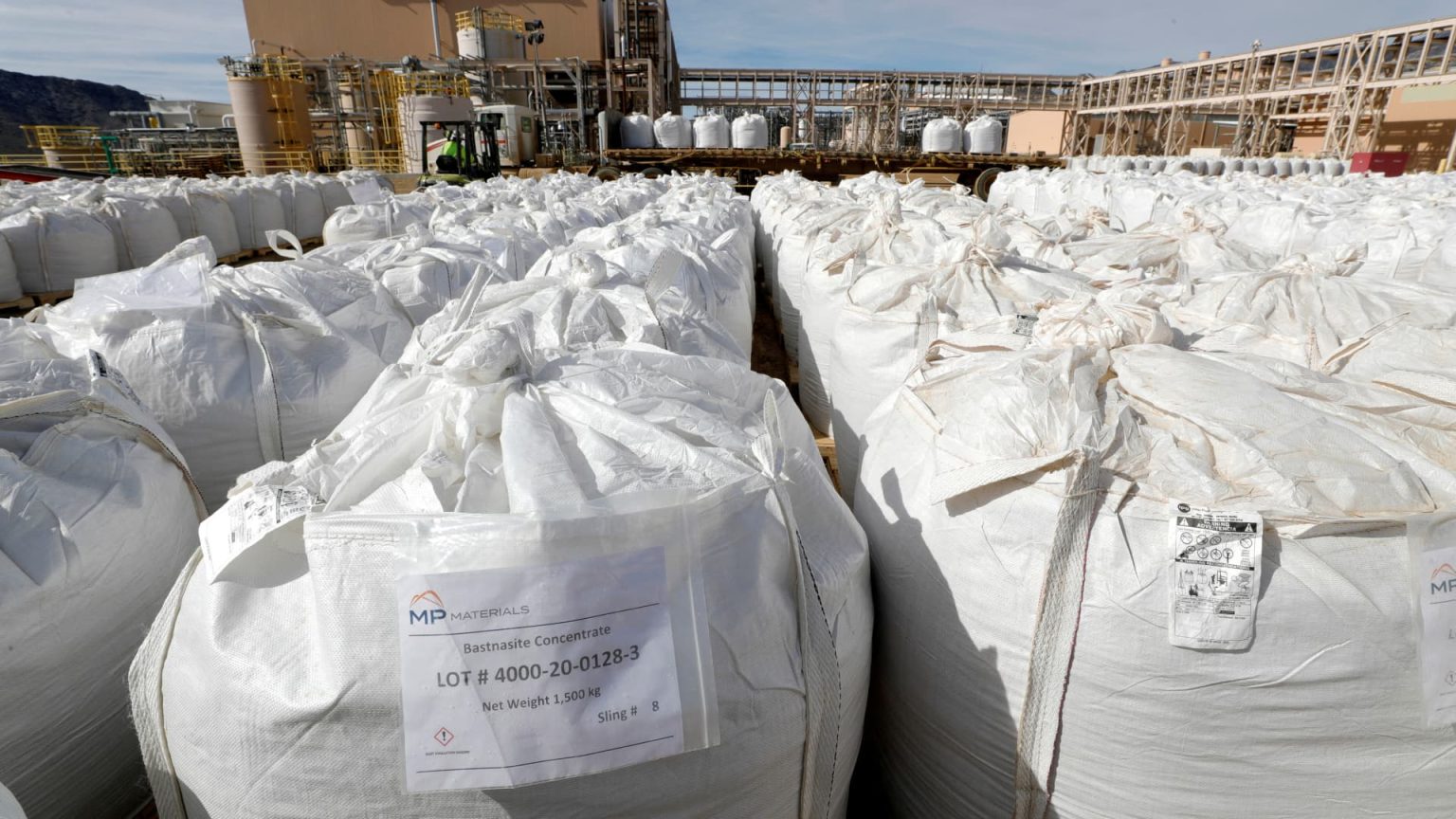 Midday Stock Highlights: MP, DAL, KLG, HTZ Stand Out