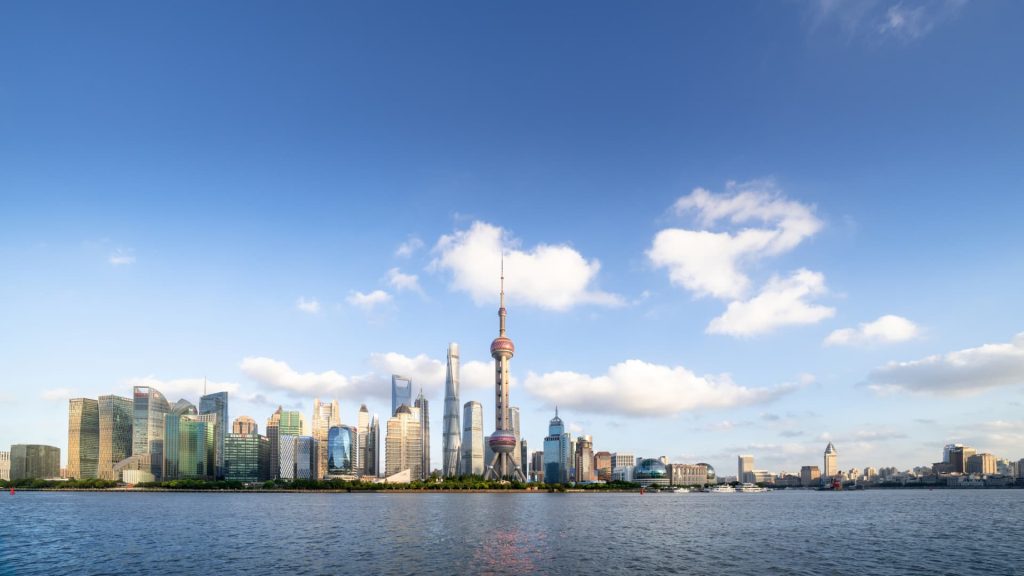 China Faces Deepening Deflation as Companies Engage in Price Wars