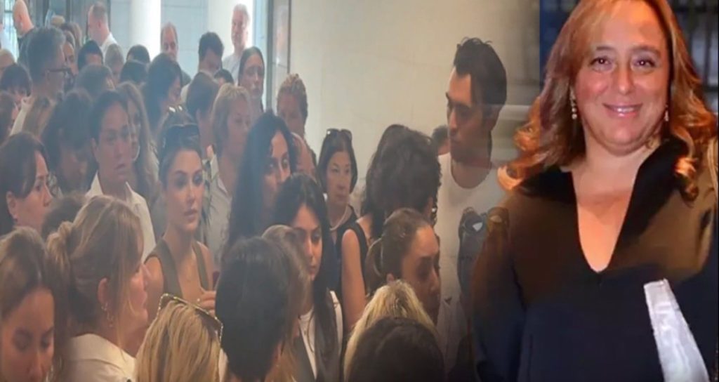 Celebrities Gather for Ayşe Bar Court Appearance