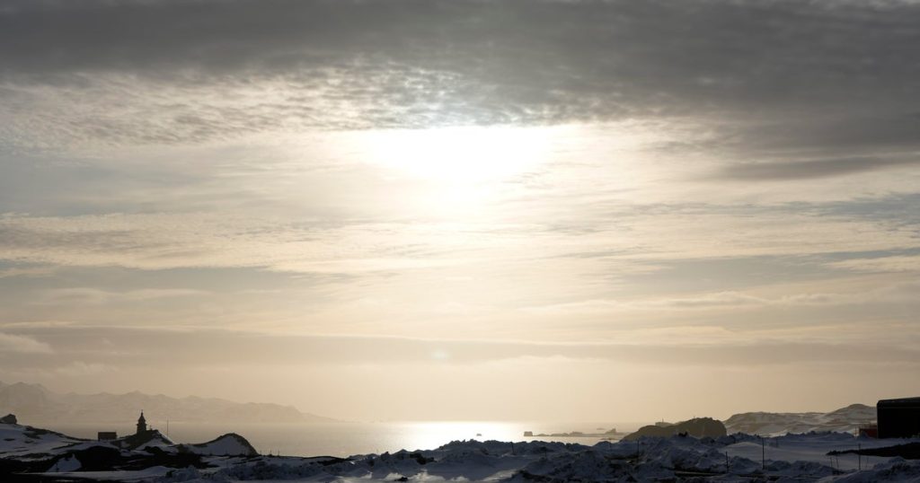 American Teen Detained in Antarctica During Solo Flight to Seven Continents