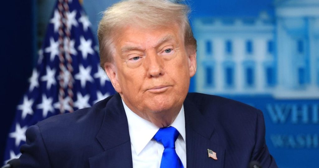 Stocks Dip as New Tariff Threats Target Multiple Countries