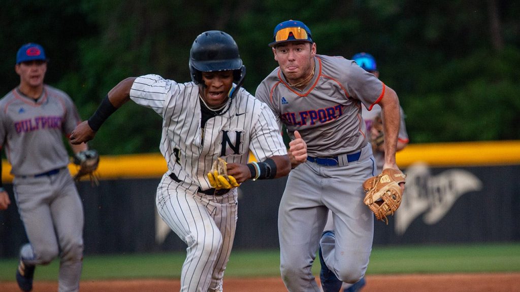 Amateur Baseball Leverages Smart Base Running to Evade Double Play