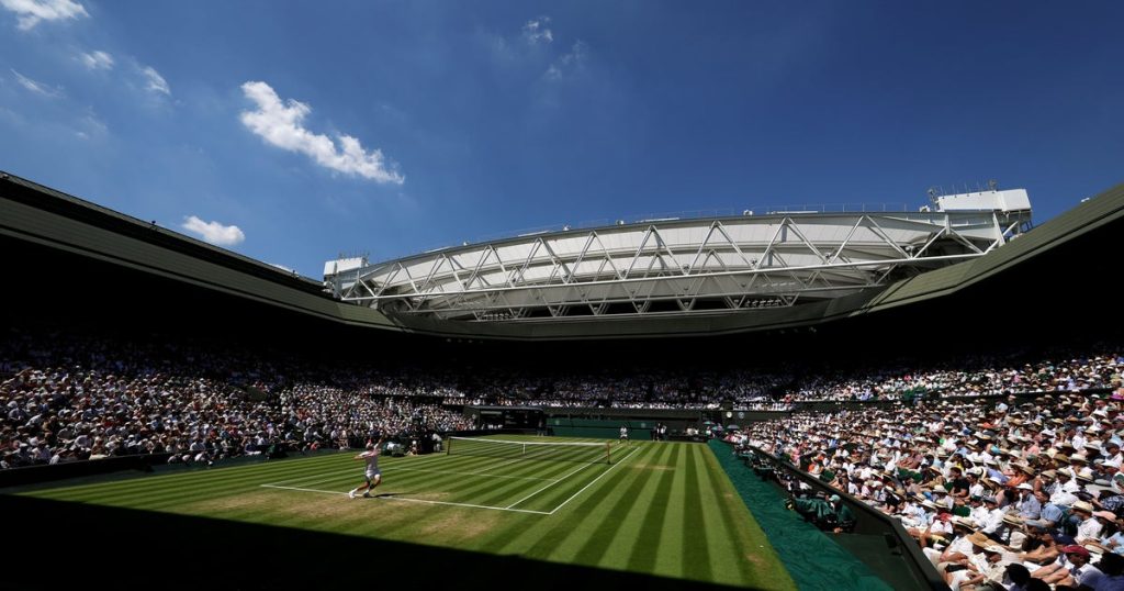 Iga Swiatek Claims Title in Wimbledon Women's Final, Defeating Amanda Anisimova