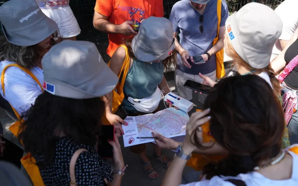 Citizen Science Reveals Local Effects of Heatwaves in Maltepe