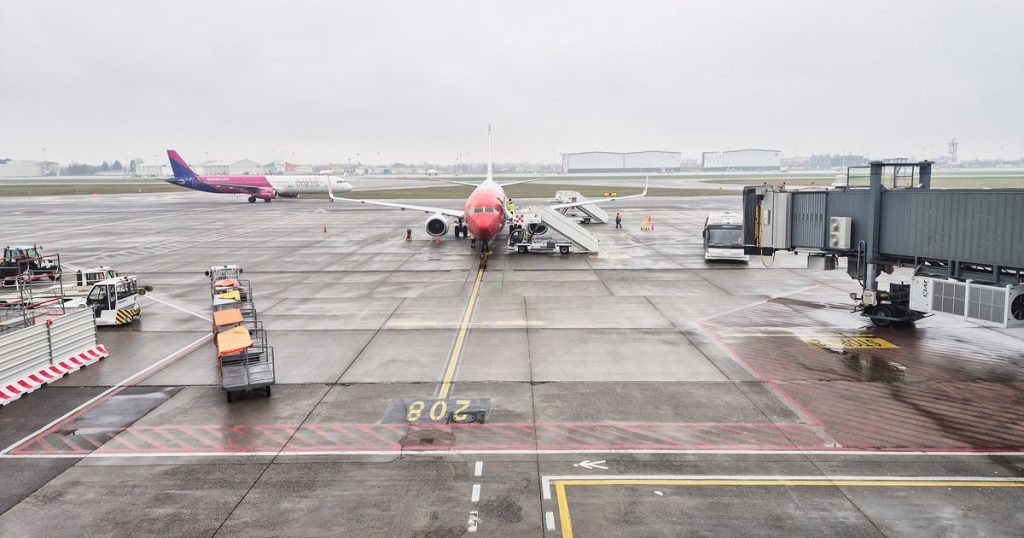 Milan Bergamo Airport Closed for Nearly 2 Hours After Fatal Jet Engine Incident