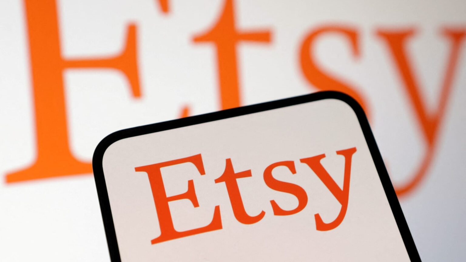 Midday Stock Highlights: ETSY, GOOS, and HOOD Lead Market Moves Midday Stock Highlights: ETSY, GOOS, and HOOD Lead Market Moves