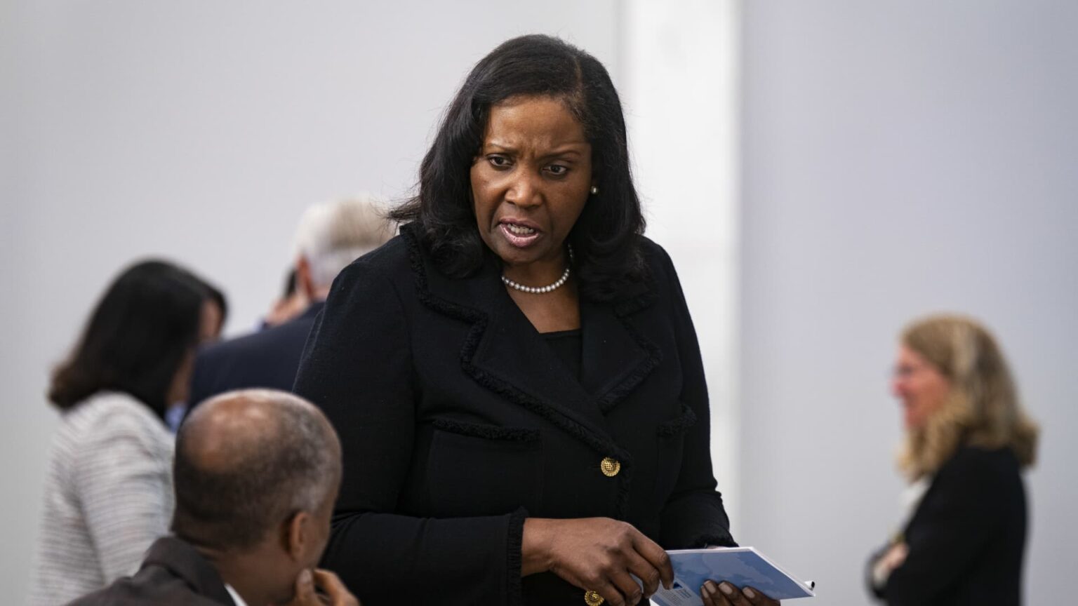Court Rules Trump Lacks Authority to Fire Fed’s Lisa Cook Before FOMC Meeting Court Rules Trump Lacks Authority to Fire Fed’s Lisa Cook Before FOMC Meeting