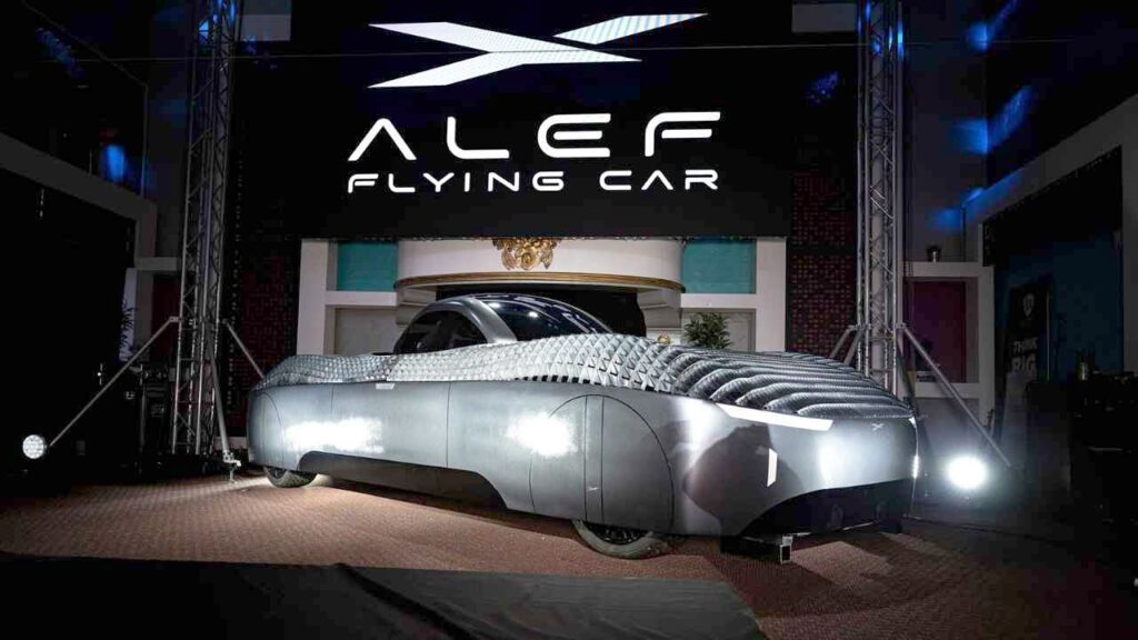 Road-Legal Flying Car to Start Airport Testing with Vertical Takeoff