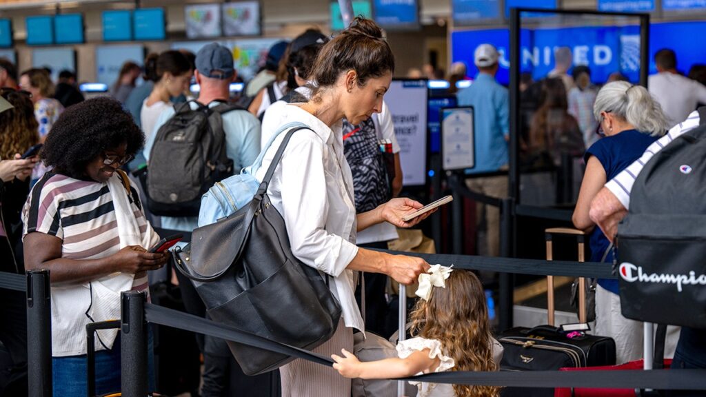 Travel Tips: Safeguarding Yourself from Fake Airline Wi-Fi Scams
