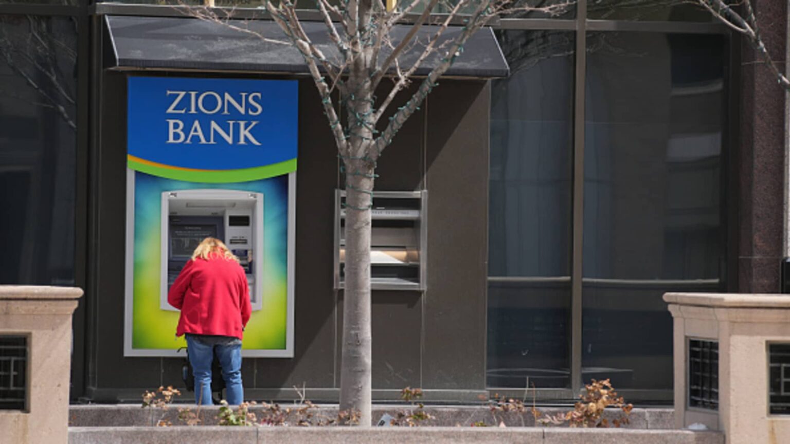 Banking System and Private Credit Markets Remain Stable Amid Bad Loan Concerns