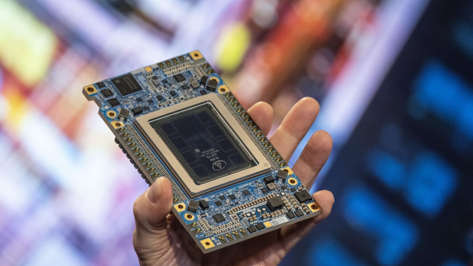 AI’s Impact on Earnings Explored by Wells Fargo AI's Impact on Earnings Explored by Wells Fargo