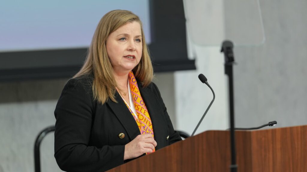 Regulators Eliminate Climate Change Prep Rules for Banks