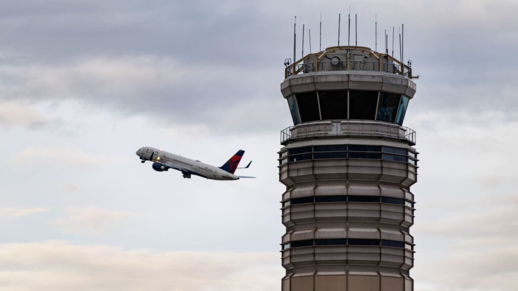 Airlines Urge Congress to End Government Shutdown Immediately Airlines Urge Congress to End Government Shutdown Immediately